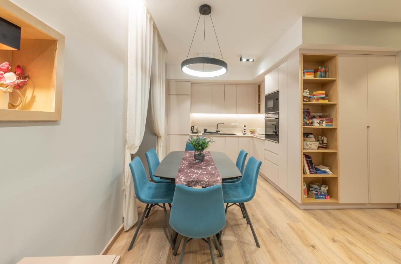 Sasha Di Cattaro - Old Town Lux Apartment Exterior photo